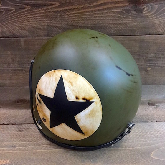 Green & Star Black and White