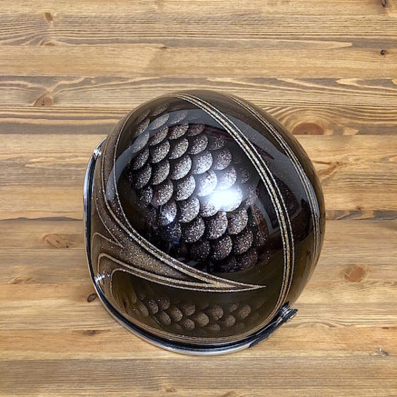 Fish Scales 2013 Black & Light Gold