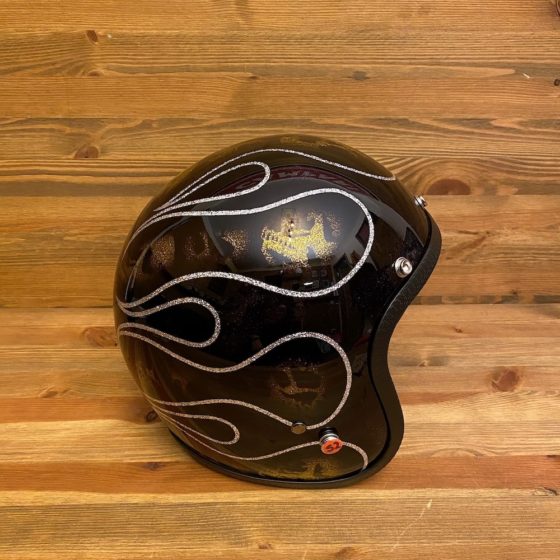 Skulls & Flames Black and Light Gold
