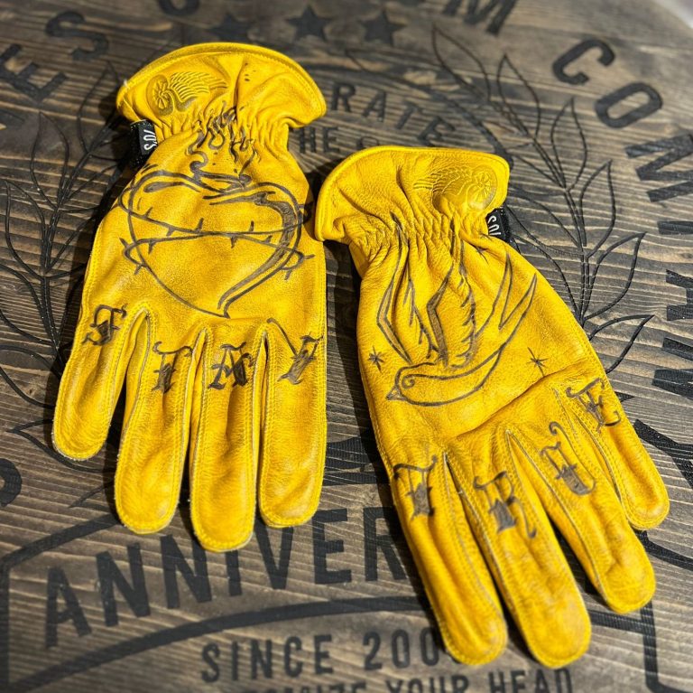 Gants personnalisés 3