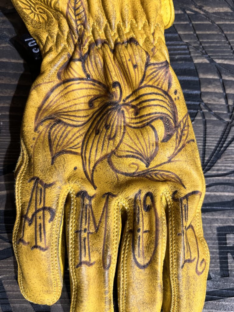 GLOVES AMOR VERO #2 (2)