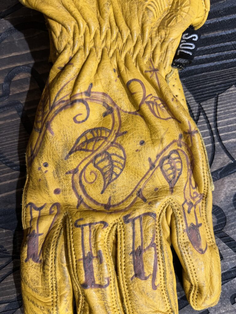GLOVES AMOR VERO (3)