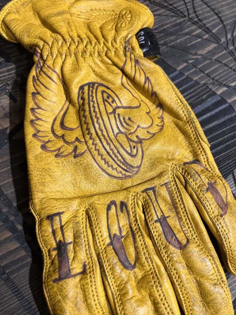 GLOVES FAST LOUD #3 (3)