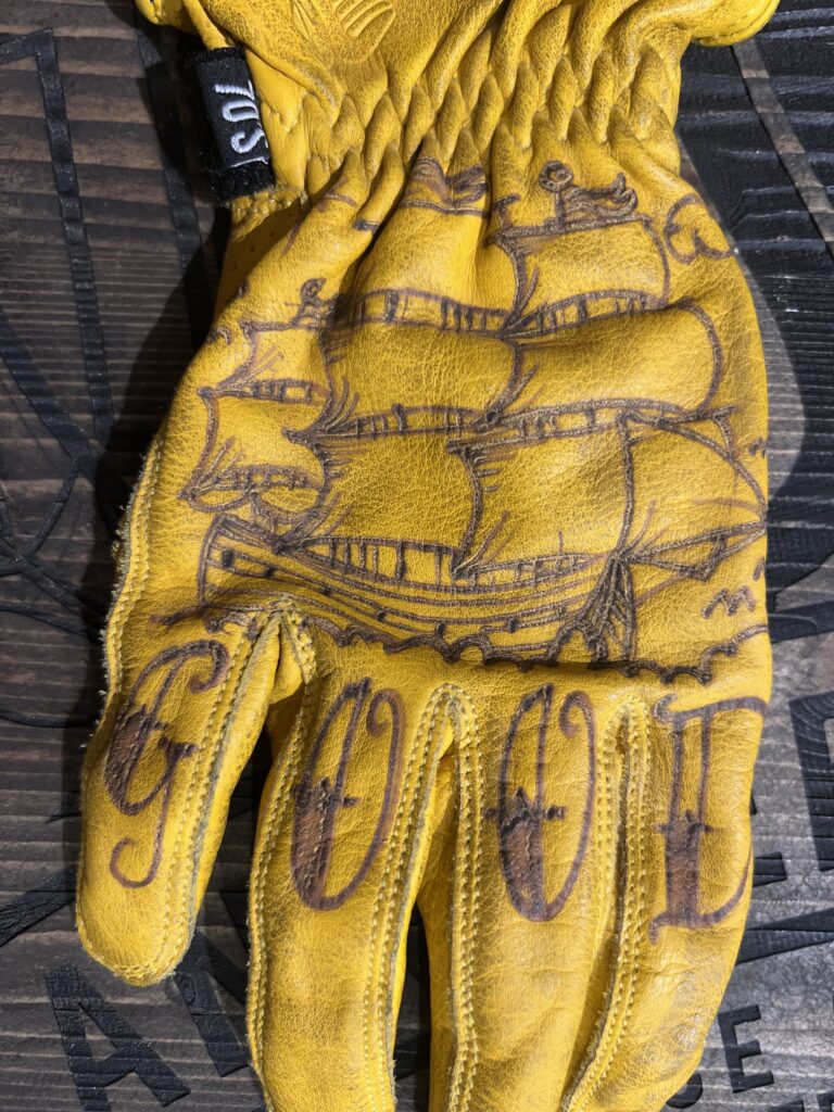 GLOVES GOOD LUCK #2 (2)