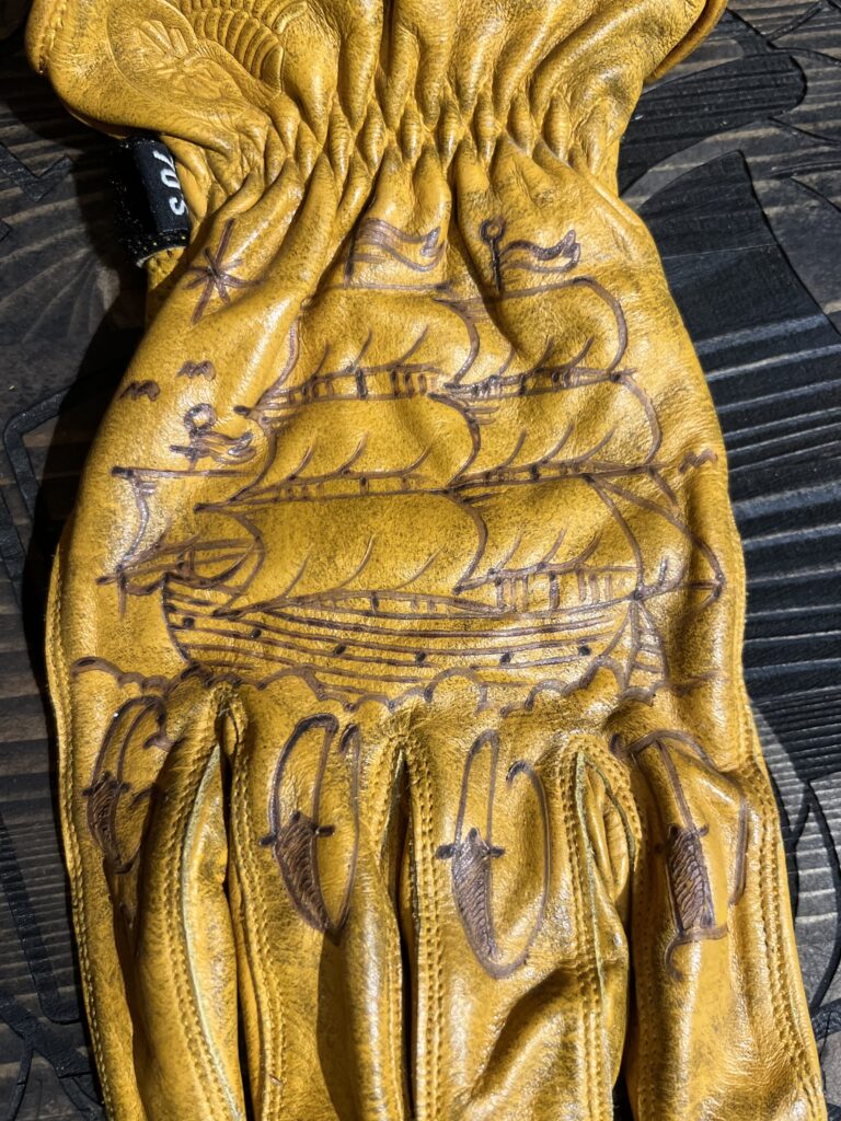GLOVES GOOD LUCK #3 (3)